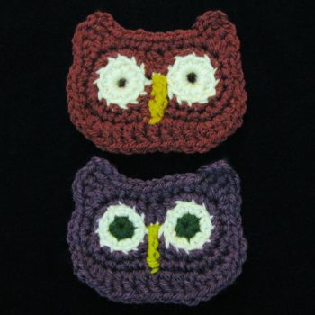 Wide Old Owl crochet coaster or applique. Pattern available at revedreams.com/shop/.