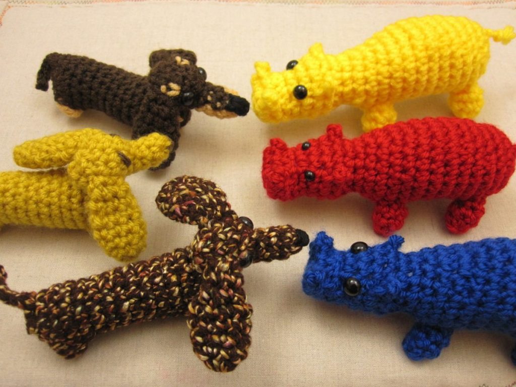 Snouty Hippos meet their match in dachshunds. Get patterns for both at revedreams.com/shop/.