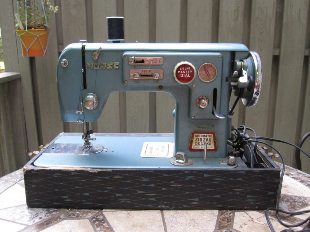 Morse sewing machine before cleaning