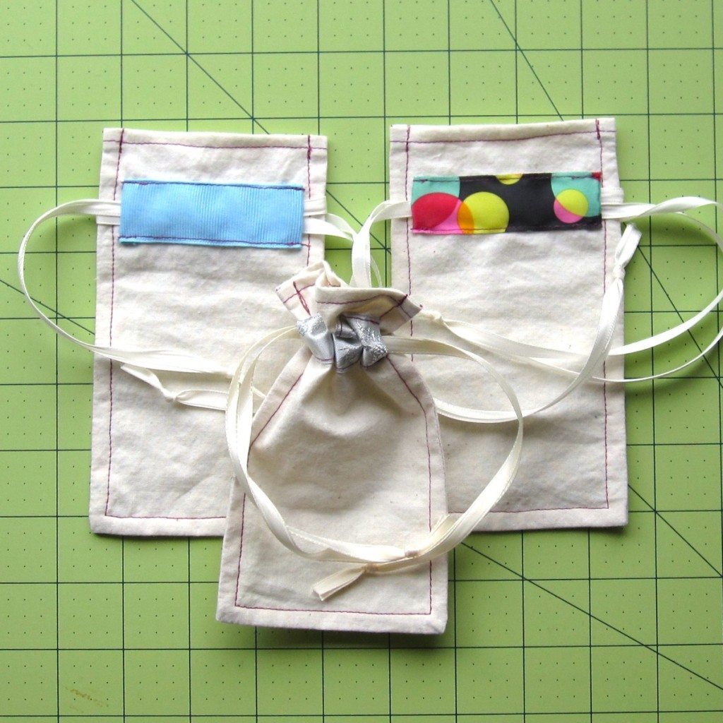 small muslin drawstring bags